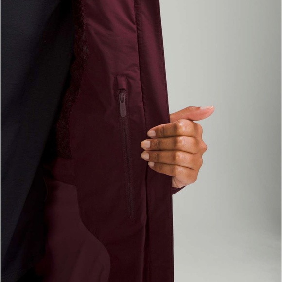 NWT – lululemon Sleet Street Long Jacket – Size 8 – Cassis - Picture 5 of 7